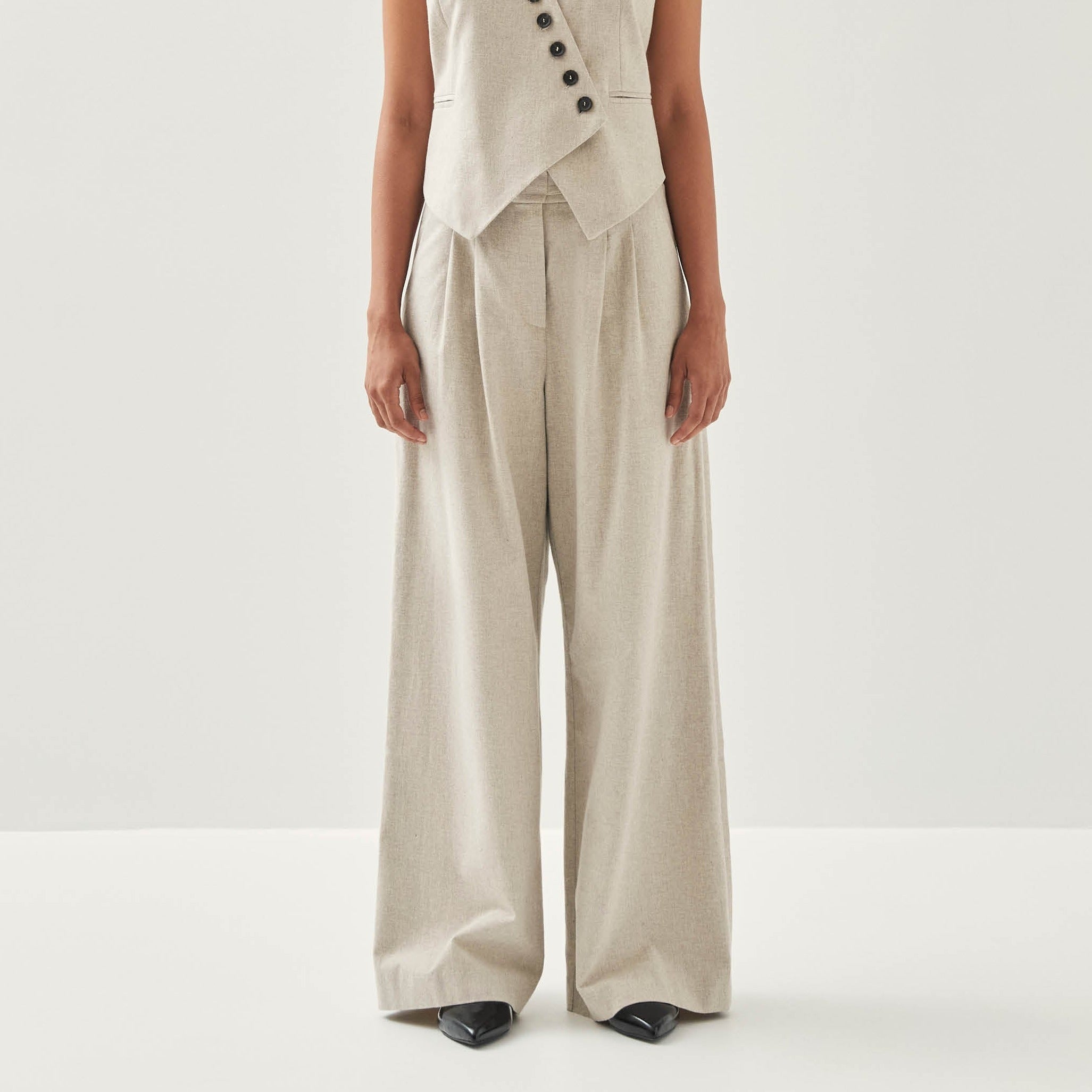 Meran Cream Trousers - Image 3