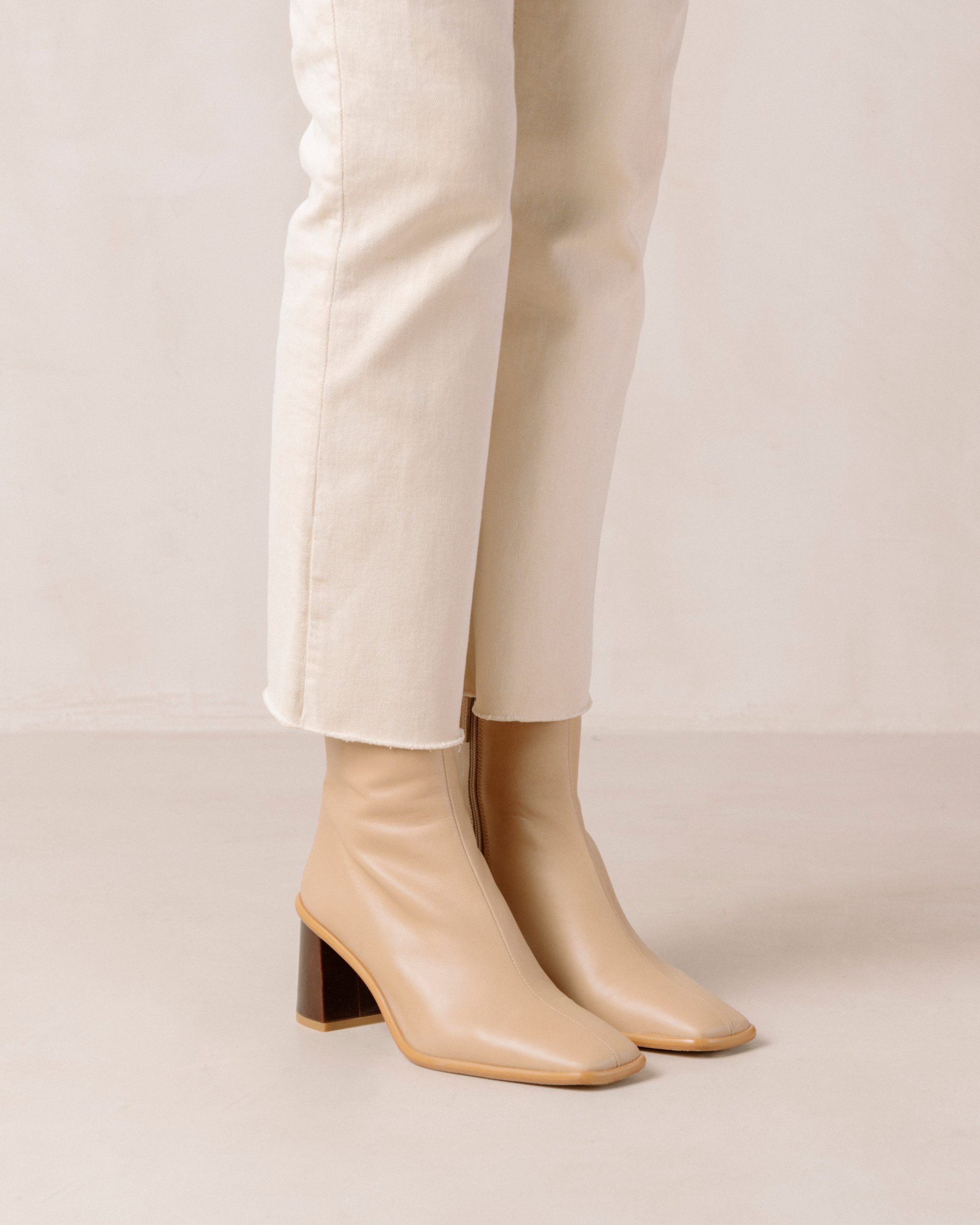 West Cape Vintage Stone Beige - Image 4